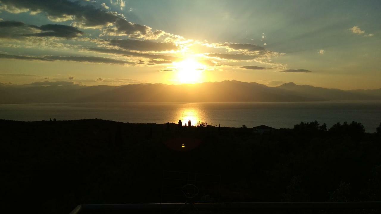 Aiolos Kalamaki  ภายนอก รูปภาพ